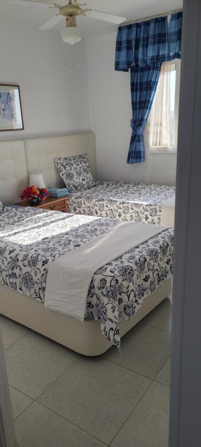 Acuario Shared Flat Piso Compartido Est Partage الشقة مشتركة Apartment Benalmadena Bagian luar foto