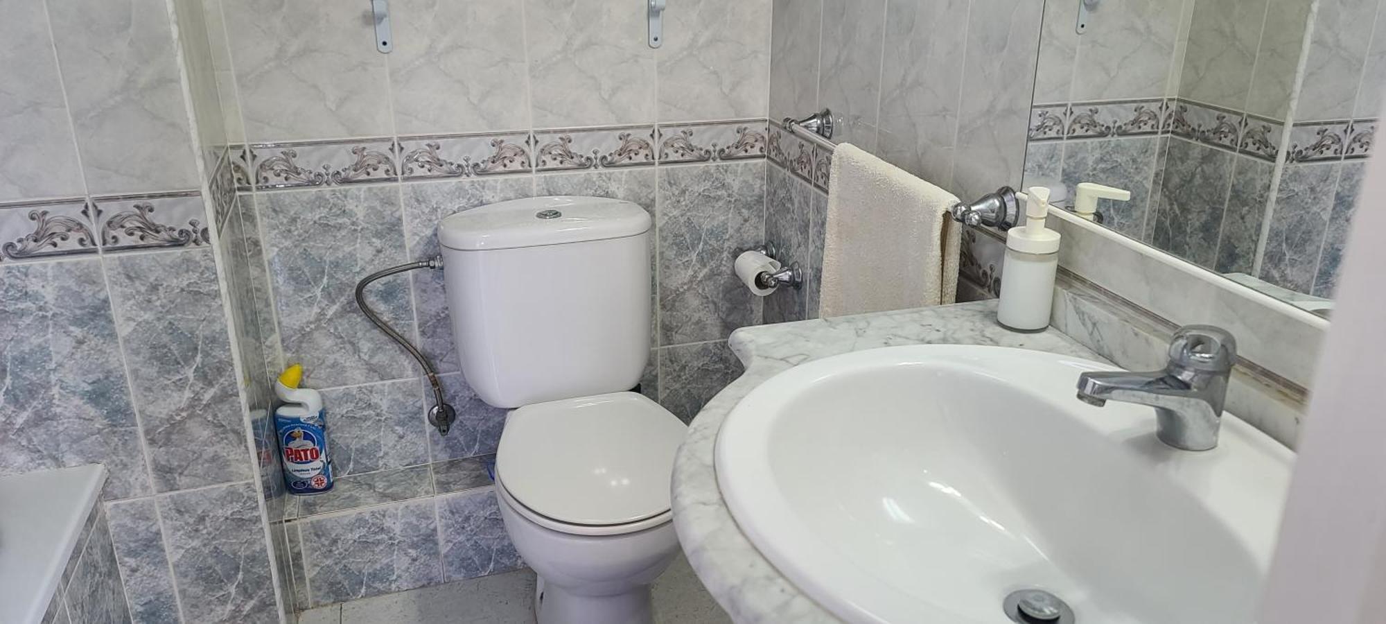 Acuario Shared Flat Piso Compartido Est Partage الشقة مشتركة Apartment Benalmadena Bagian luar foto
